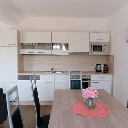 Apartment Falamingo Velden Velden am Worthersee Bagian luar foto