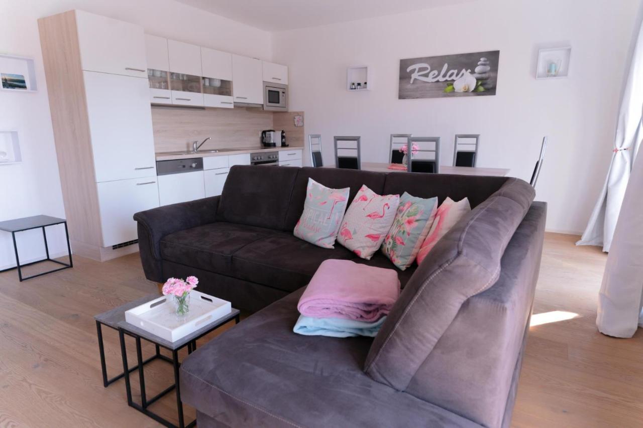 Apartment Falamingo Velden Velden am Worthersee Bagian luar foto